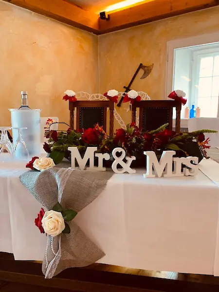 Bild in der Bildergallerie zu Hochzeiten & Feiern: Unvergessliche Momente auf der Burg Stargard