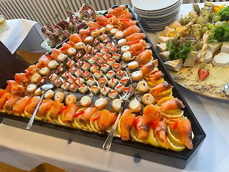 Bild in der Bildergallerie zu Catering und Events: Genuss, wo immer ihr feiert